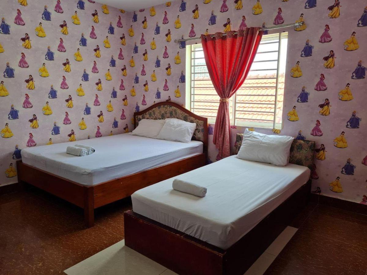 Soben Sensok Guesthouse Phnom Penh Exteriör bild