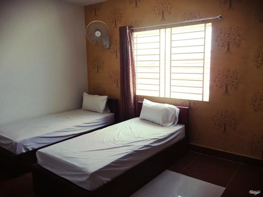 Soben Sensok Guesthouse Phnom Penh Exteriör bild