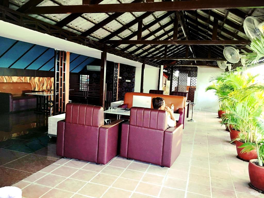 Soben Sensok Guesthouse Phnom Penh Exteriör bild